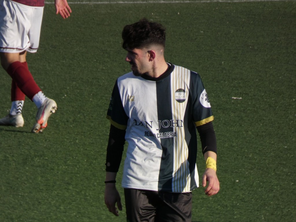 Calcio: Pro Pellaro sempre più in alto. Manita al Melicucco