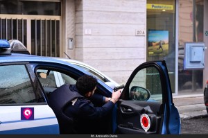 esercitazione rapina polizia poste ()