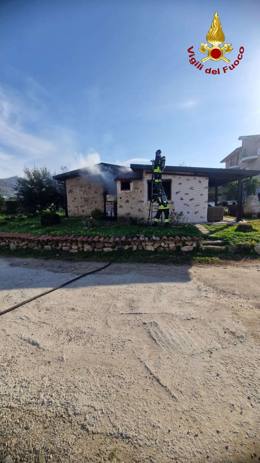 vigili del fuoco incendio spilinga ()