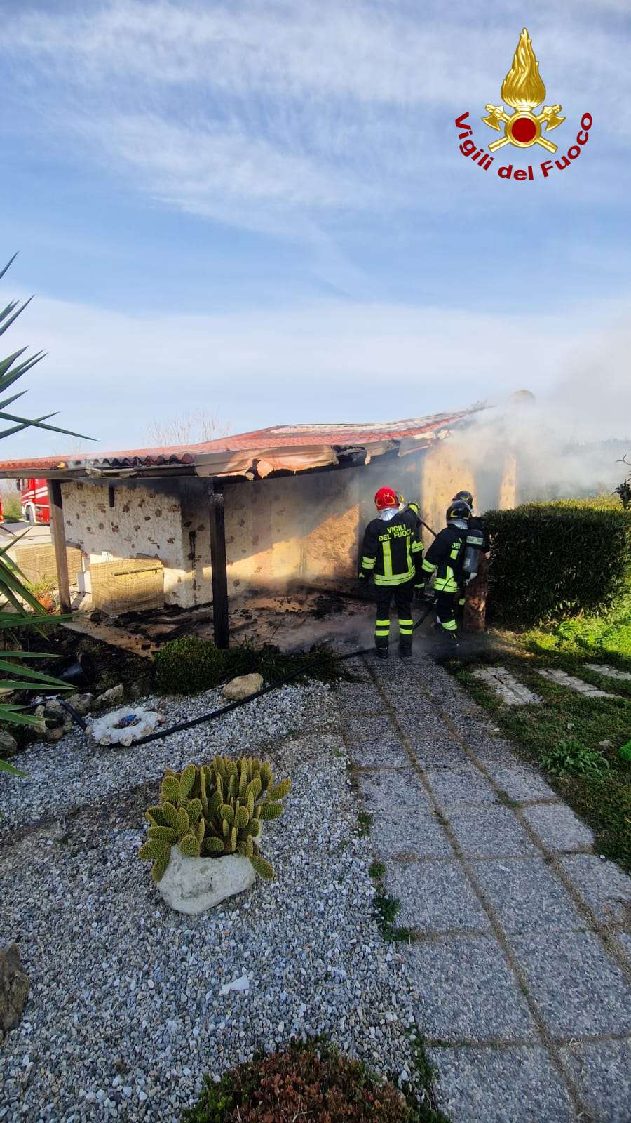 vigili del fuoco incendio spilinga ()