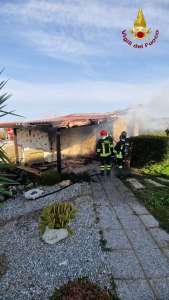 vigili del fuoco incendio spilinga ()