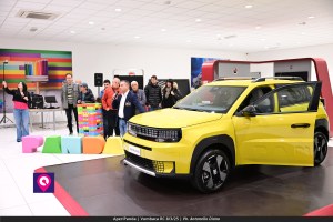 Aperi Panda Vumbaca ()