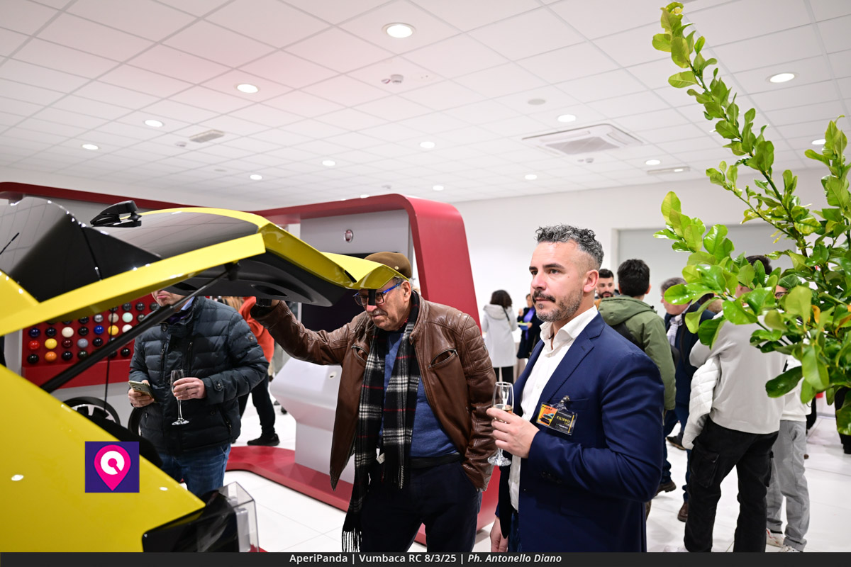 Aperi Panda Vumbaca ()