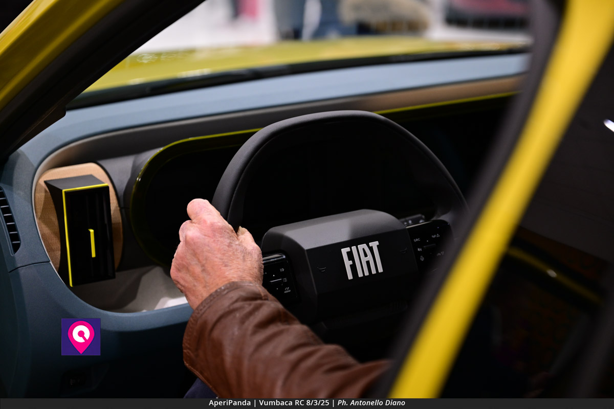 Aperi Panda Vumbaca ()