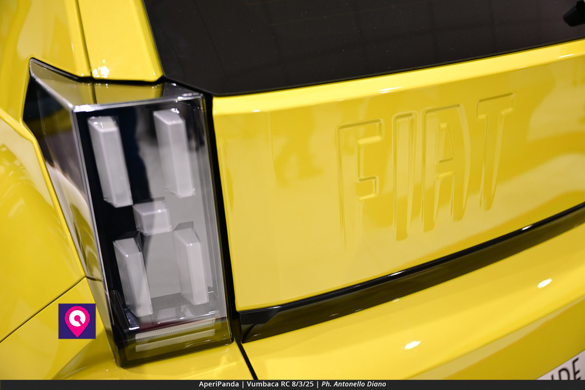 Aperi Panda Vumbaca ()