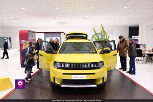 Aperi Panda Vumbaca ()