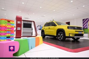 Aperi Panda Vumbaca ()