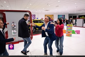 Aperi Panda Vumbaca ()