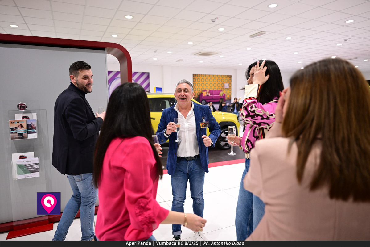 Aperi Panda Vumbaca ()