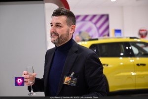 Aperi Panda Vumbaca ()