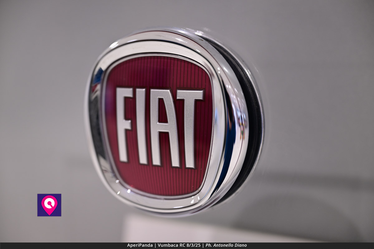 Aperi Panda Vumbaca ()