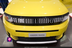 Aperi Panda Vumbaca ()