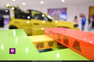 Aperi Panda Vumbaca ()