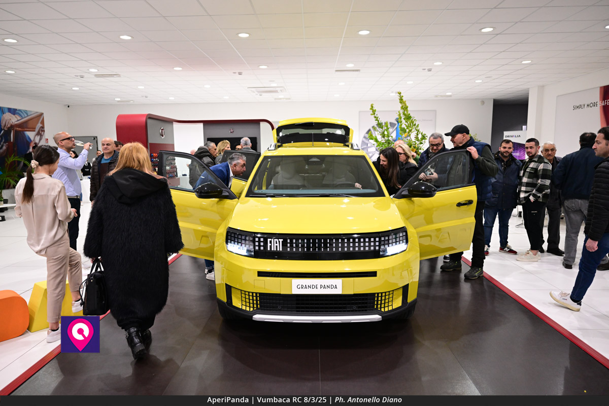 Aperi Panda Vumbaca ()