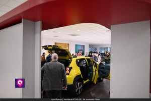 Aperi Panda Vumbaca ()