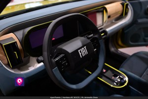 Aperi Panda Vumbaca ()