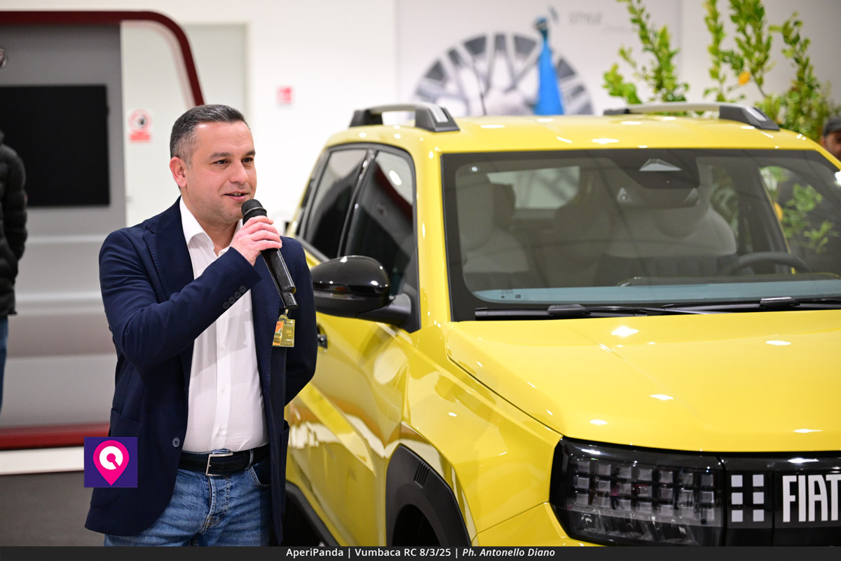 Aperi Panda Vumbaca ()