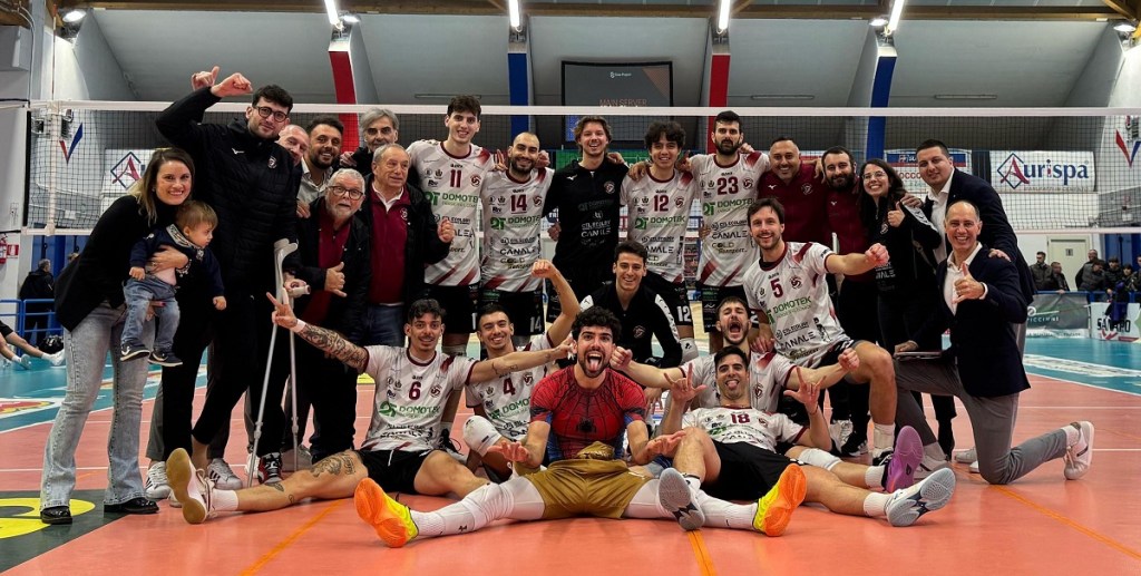 Domotek play off