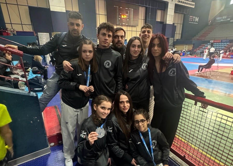 Taekwondo: pianti e sorrisi in un weekend senza esclusione di colpi. Arrivano due ori