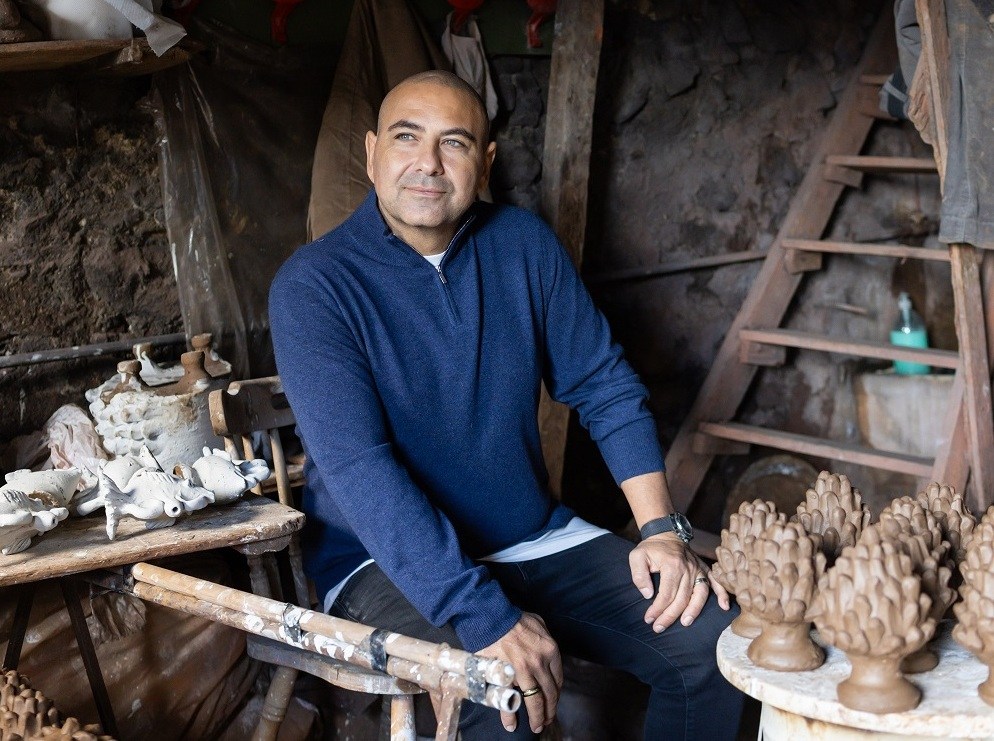 Il comico Joe Avati visita la Calabria e riscopre le origini familiari: Scilla e Museo tra le tappe