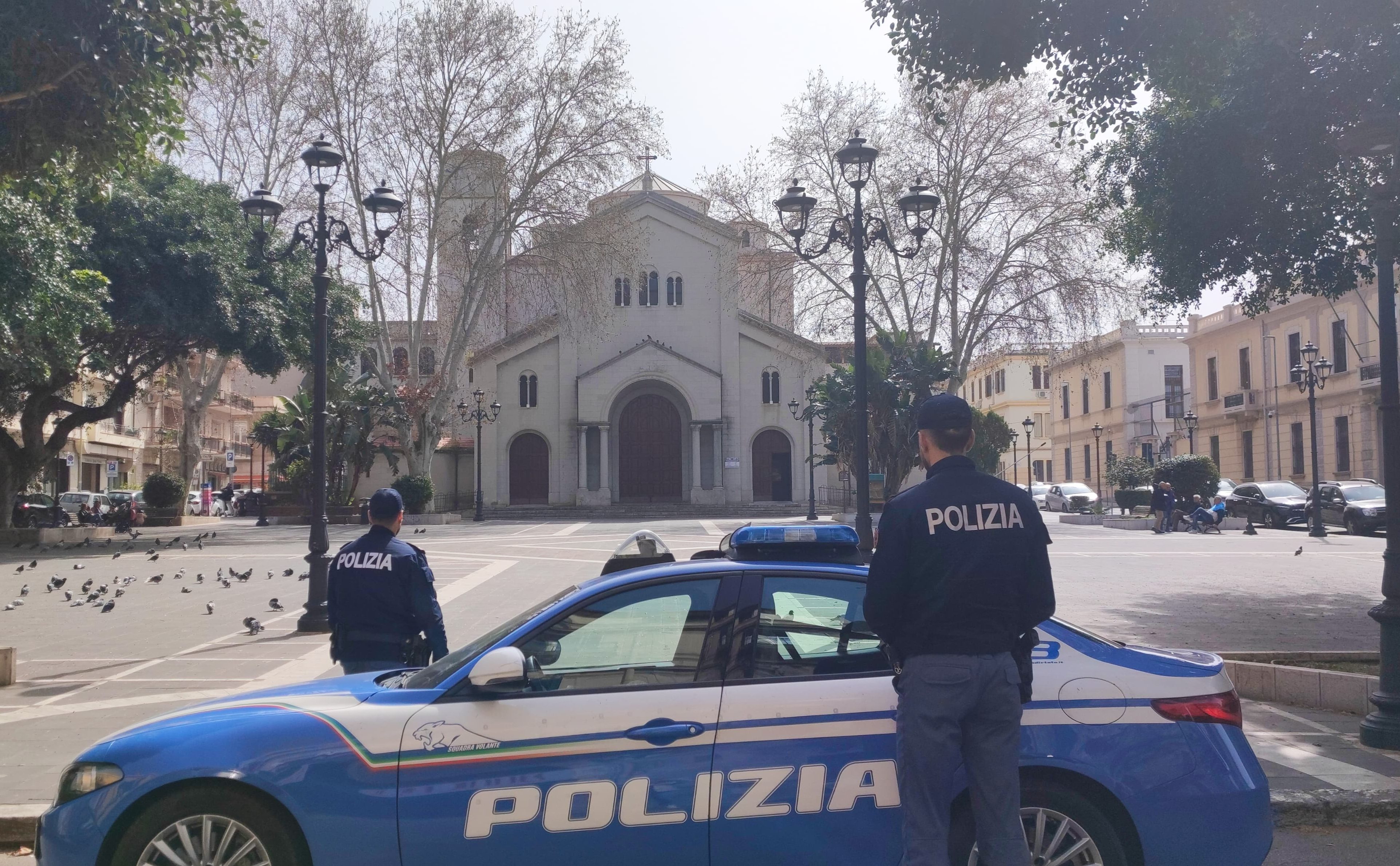 piazza sant'agostino polizia