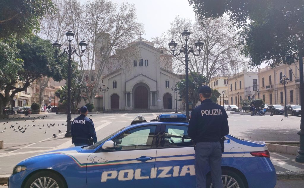 piazza sant'agostino polizia
