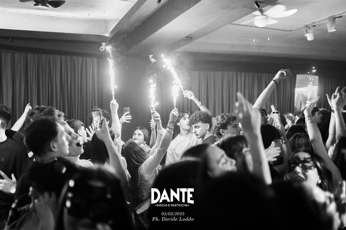 random uncarnevaleacaso