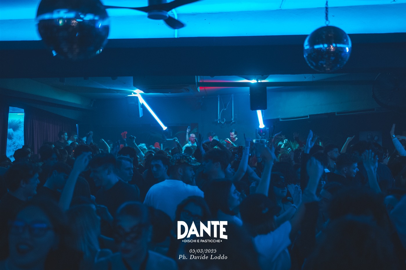 random uncarnevaleacaso