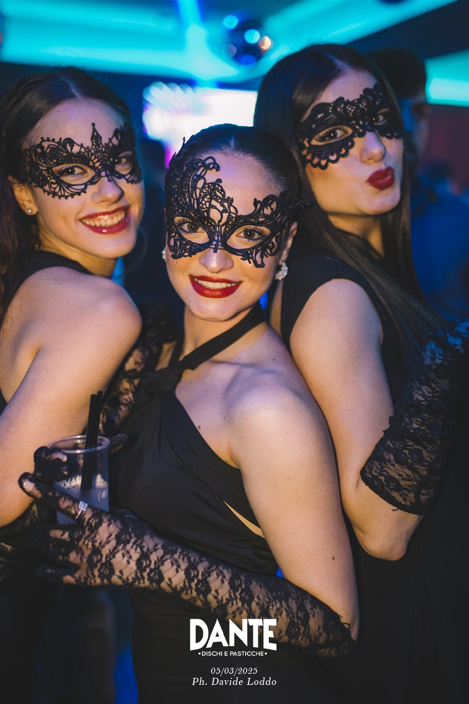 random uncarnevaleacaso