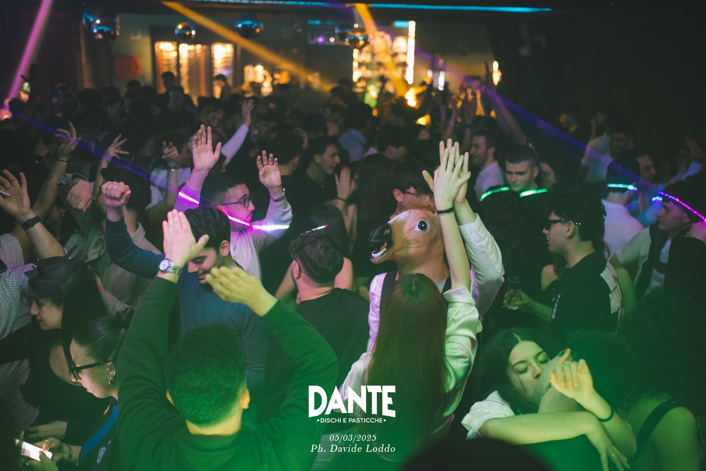 random uncarnevaleacaso