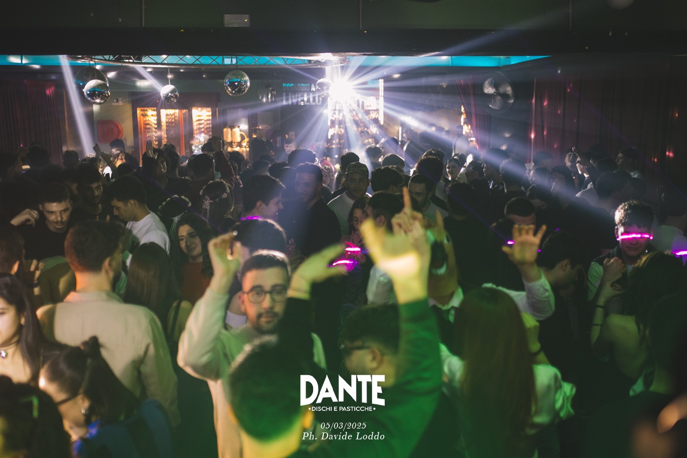 random uncarnevaleacaso