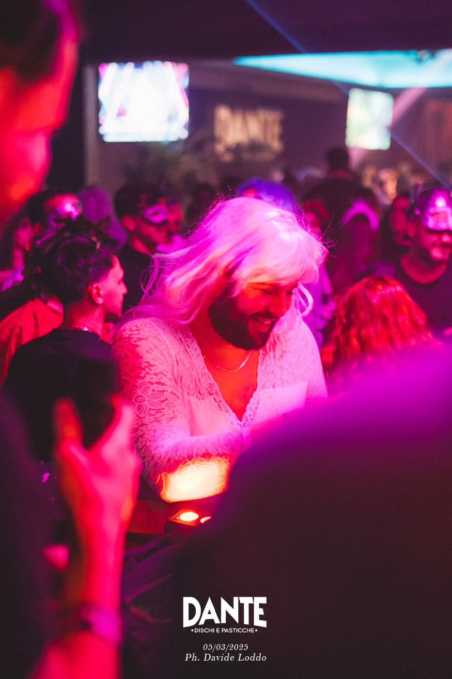 random uncarnevaleacaso