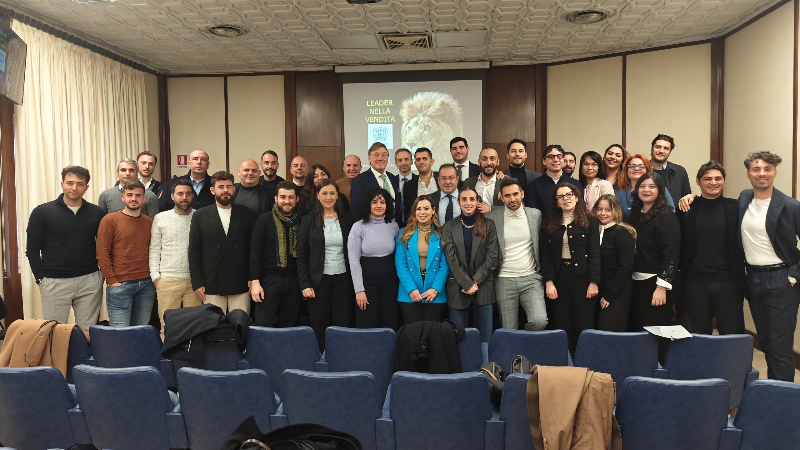 seminario leader nella vendita sacchi confindustria reggio calabria ()