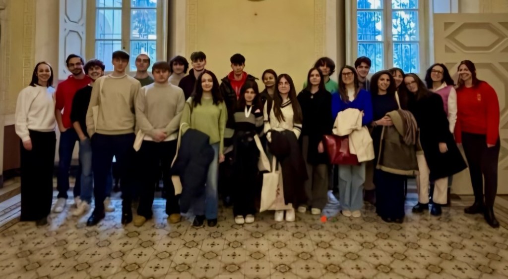 studentessa villese ghisleri camp