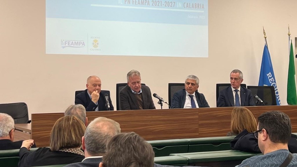 tavolo azzurro calabria