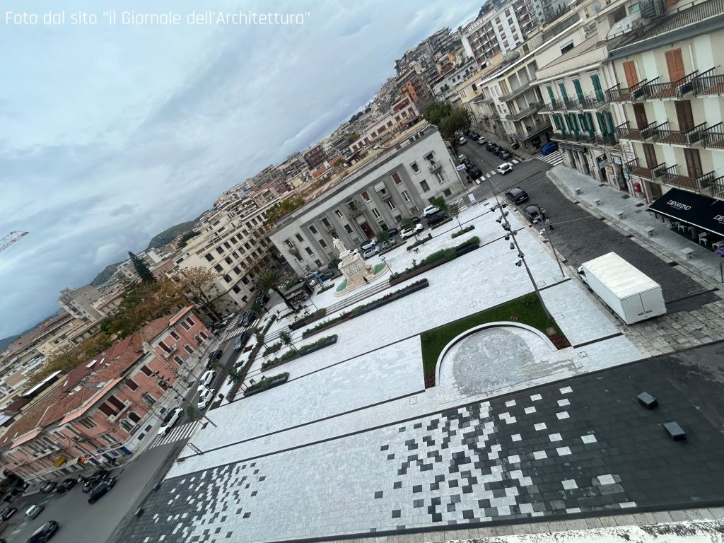 Piazza De Nava