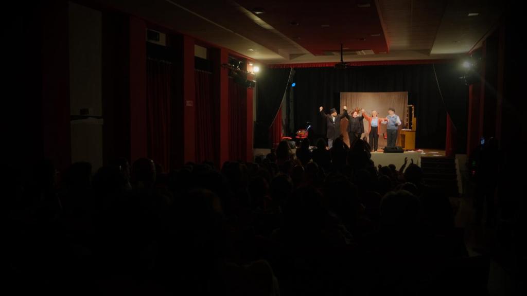 caos a broadway ()