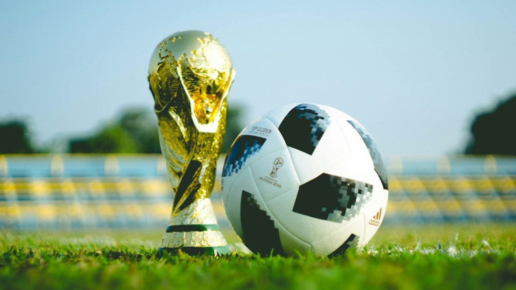 Momenti che hanno cambiato il gioco: una storia dei gol iconici della Coppa del Mondo