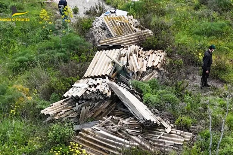 discarica amianto crotone
