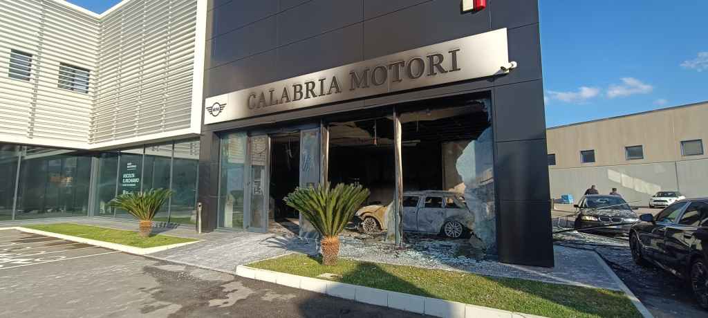 incendio calabria motori