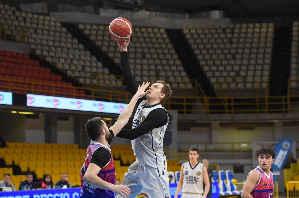 Bogdan Dierre