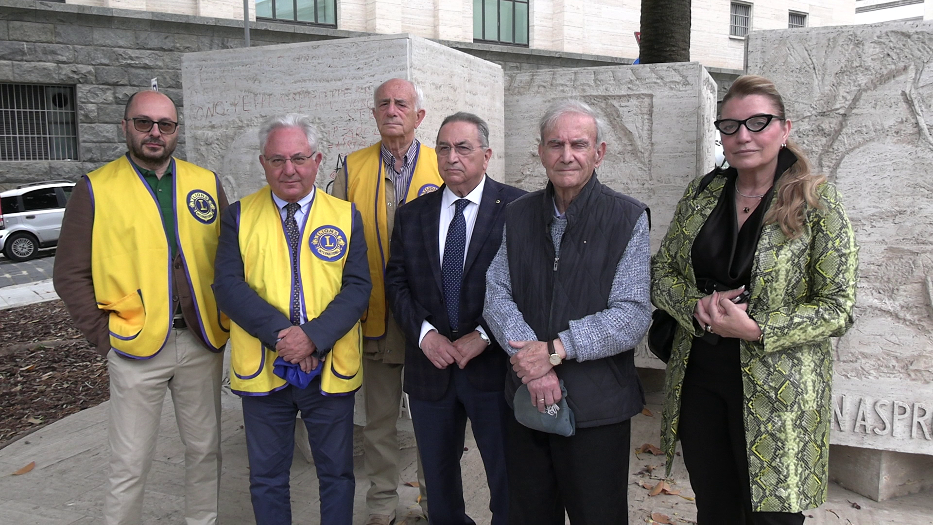 LIONS MONUMENTO ALVARO