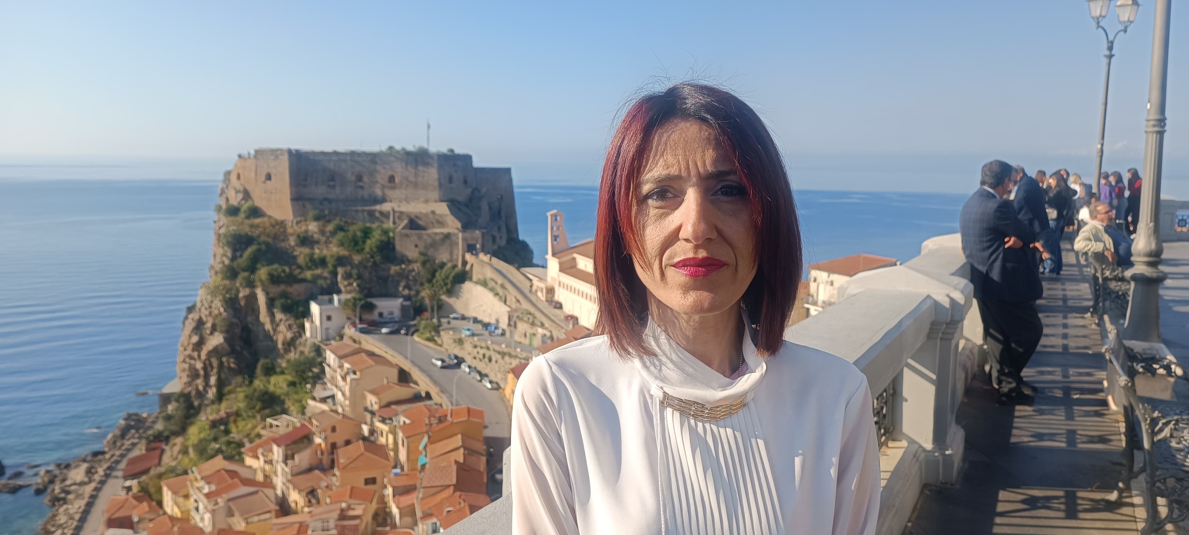 carmen santagati candidato sindaco scilla ()