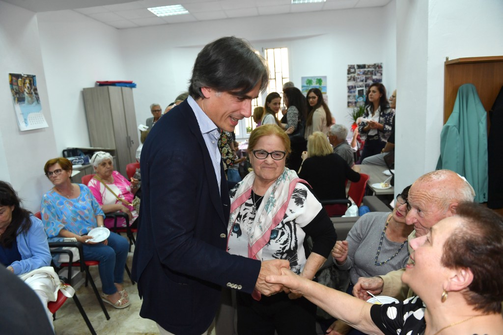 centro anziani sbarre