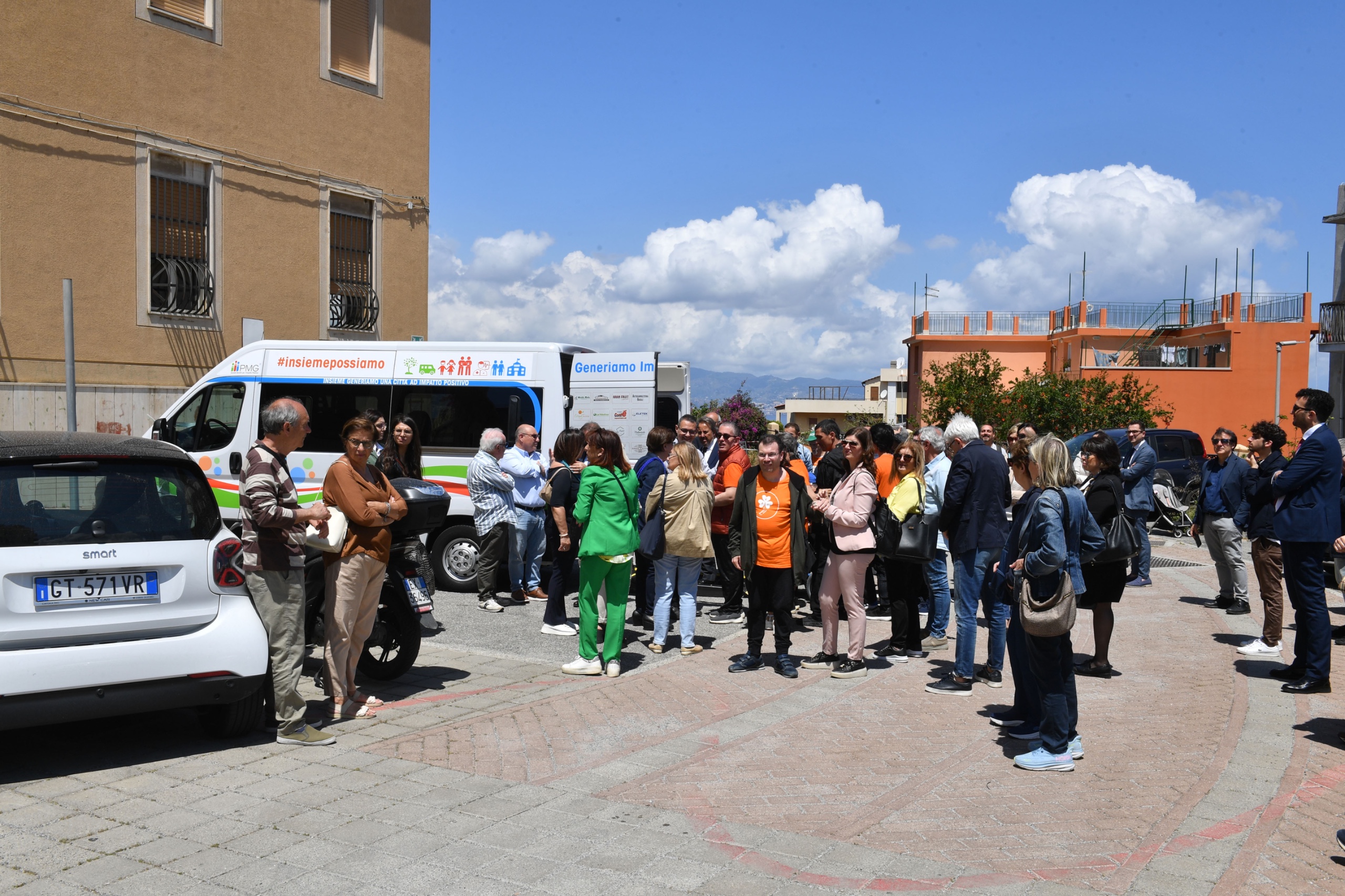 consegna pullmino agi