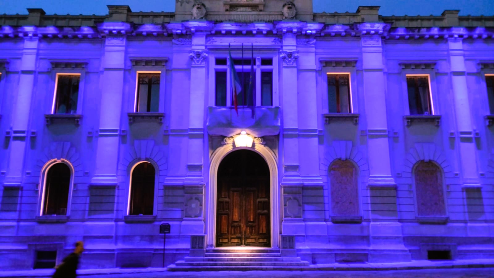 palazzo san giorgio viola
