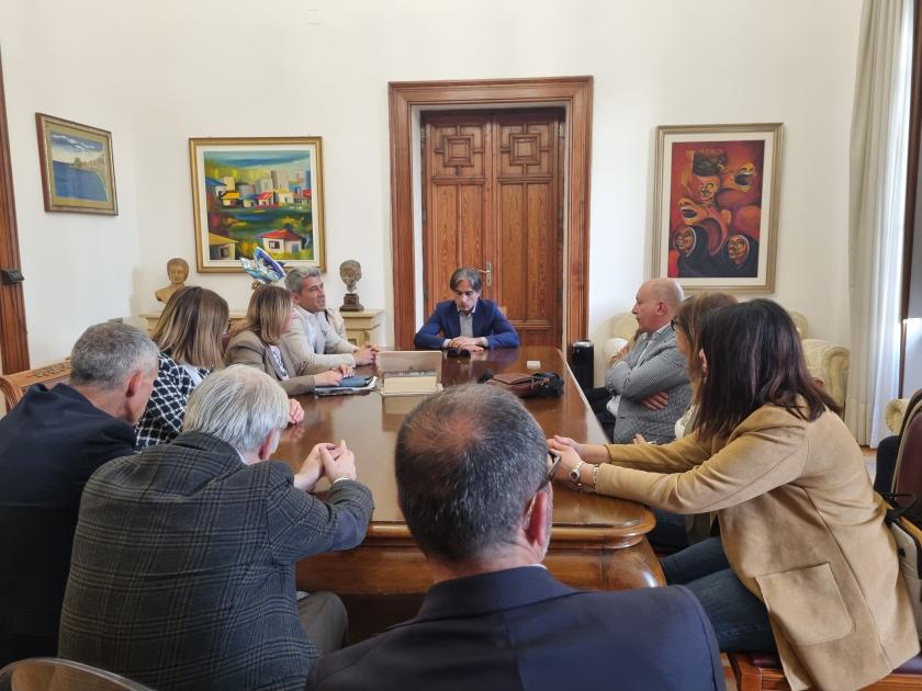 Reggio, prima riunione operativa per il nuovo direttore generale del Comune