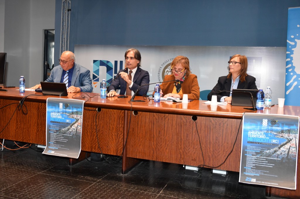 Falcomatà: ‘Per pianificare il futuro indispensabile il trasferimento di deleghe alla Metro City’