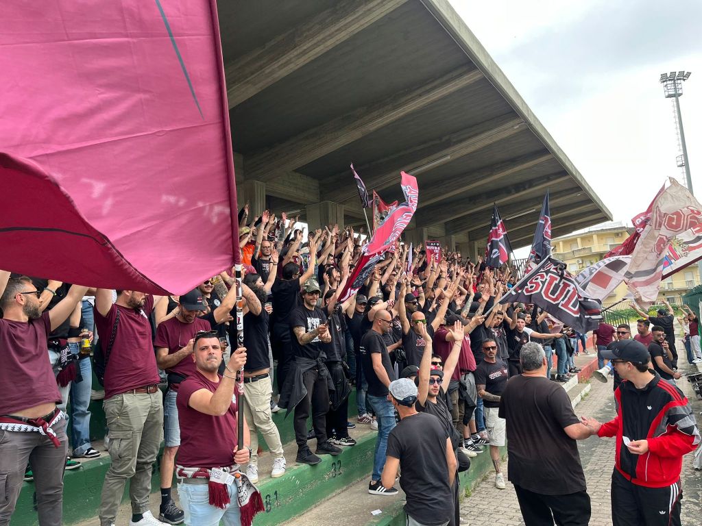 tifosi reggina sancataldese trasferta ()