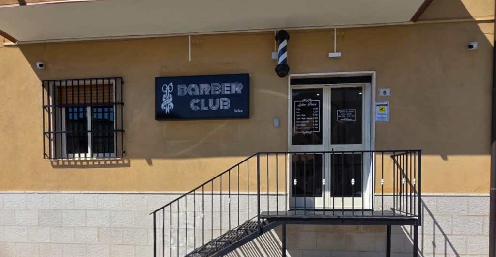 barber club
